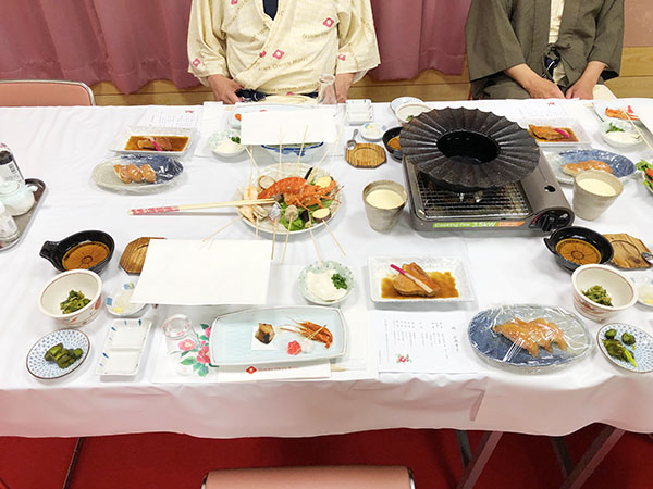 椿油のオイルフォンデュと金目鯛のお刺身