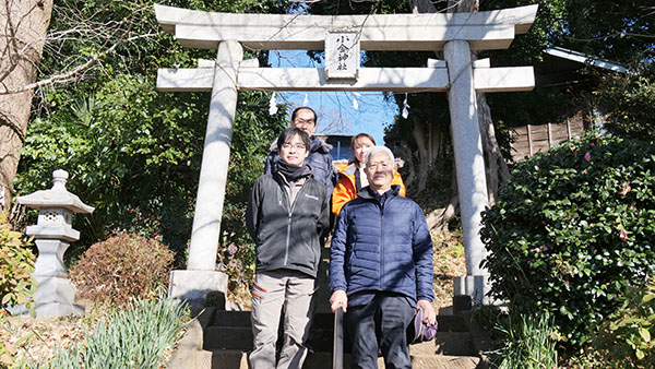 今年も4人でもう一つの初詣、小金神社へ