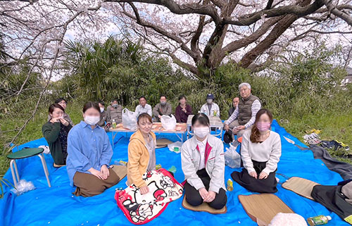 花見集合写真