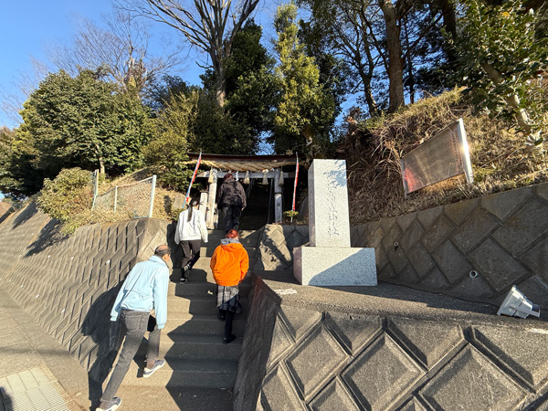 高森神社の階段